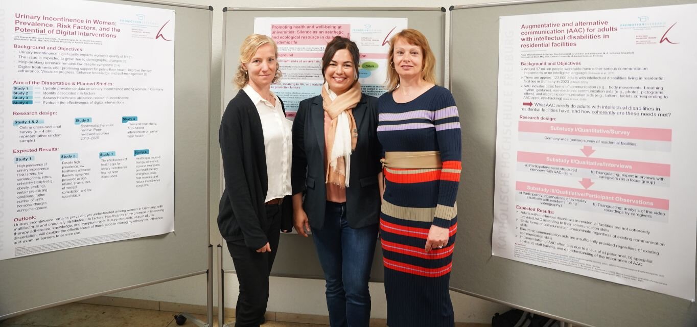 Forschende der KH Freiburg bei der Präsentation der Forschungsprojekte der KH Freiburg