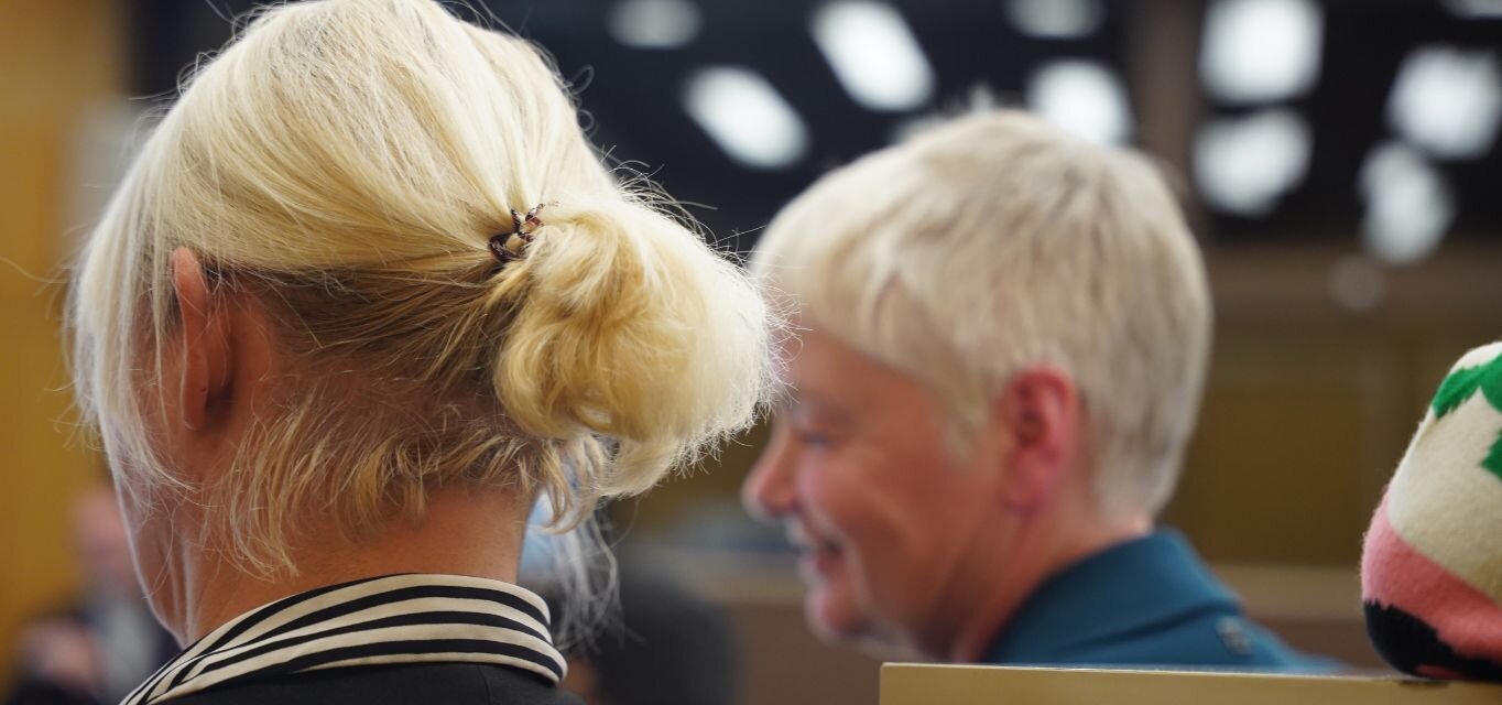 Teilnehmende beim Vortrag von Prof. Dr. Roland Rosenow zur Bürgergeldreform