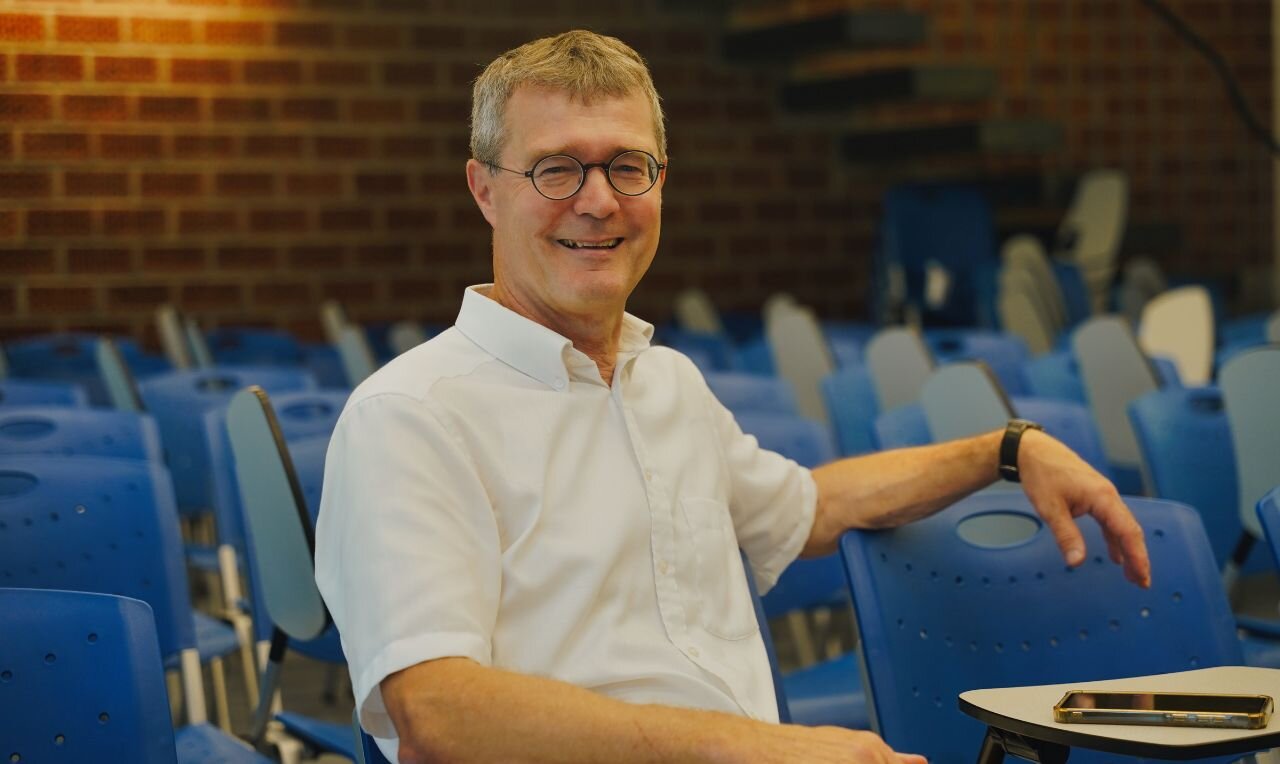 Prof. Dr. Jürgen Schwab (retired) at KH Freiburg